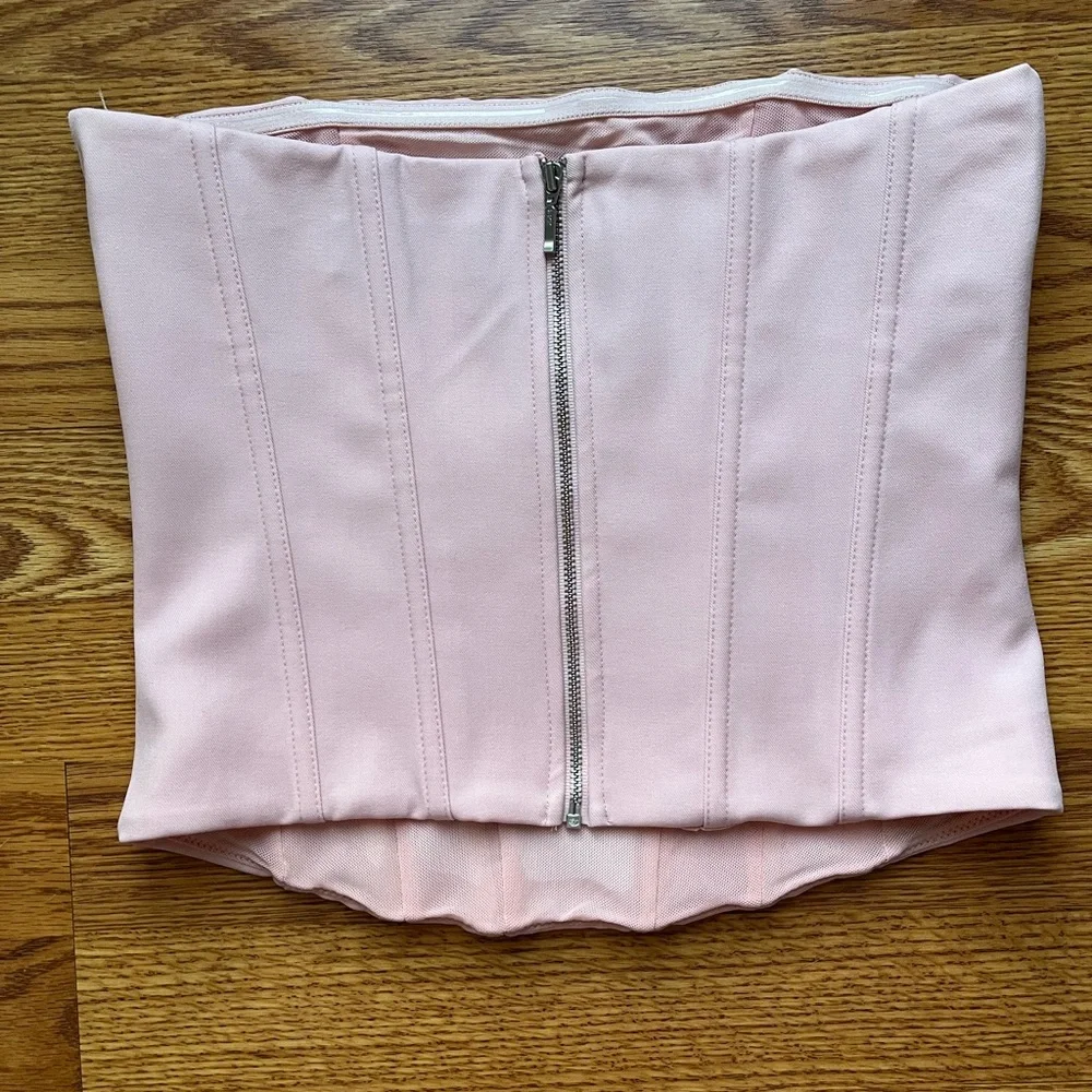 White Fox Heart Cutout Strapless Corset Top - Picture 5 of 5